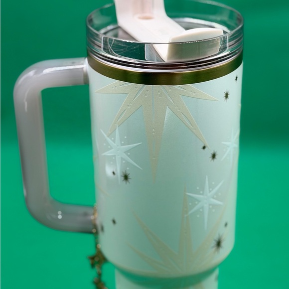 Stanley Cup Quencher Luxe 40 oz Tumbler Starlight Shimmer Gold Star Design, New - Picture 3 of 13